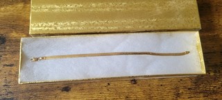 Vintage/18Kt Gold w/Bird Hallmark Bracelet 4.5grams/Measuring Approximately 7"L