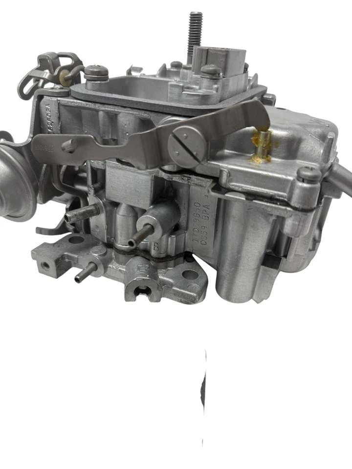 Rochester Varajet II Carb #17059650 / R2068 – 1980 GM 173 / 2.8 L 6-Cyl – 2-Barr - Image 2 of 4