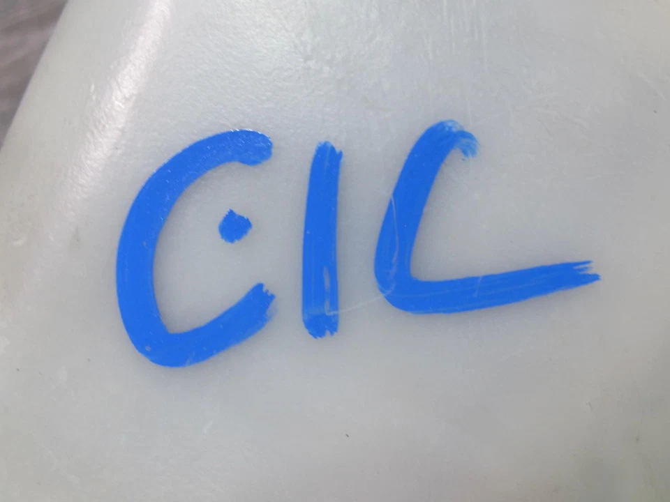 84-96 CHEVROLET CORVETTE C4 ENGINE EXPANSION OVERFLOW RESERVOIR TANK OEM - Image 2 of 4