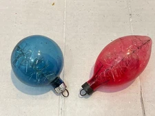 2 VTG UNSILVERED GLASS ORNAMENTS + SILVER TINSEL SPRIGS ELONGATED ROUND RED BLUE