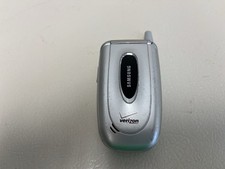 Samsung Verizon Small Flip Phone. 7/10/25 C