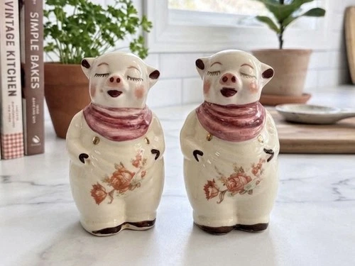 Vintage Shawnee Pottery Smiley Pig 5 inch salt and pepper shakers