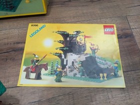LEGO Vintage 1987 Forestmen Castle Camouflaged Outpost 6066 100% complete + box