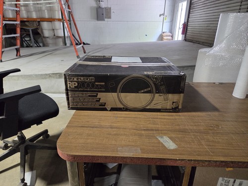 Reloop RP-7000 MK2 Black Upper Torque Turntable Manufacturer (B-Stock)