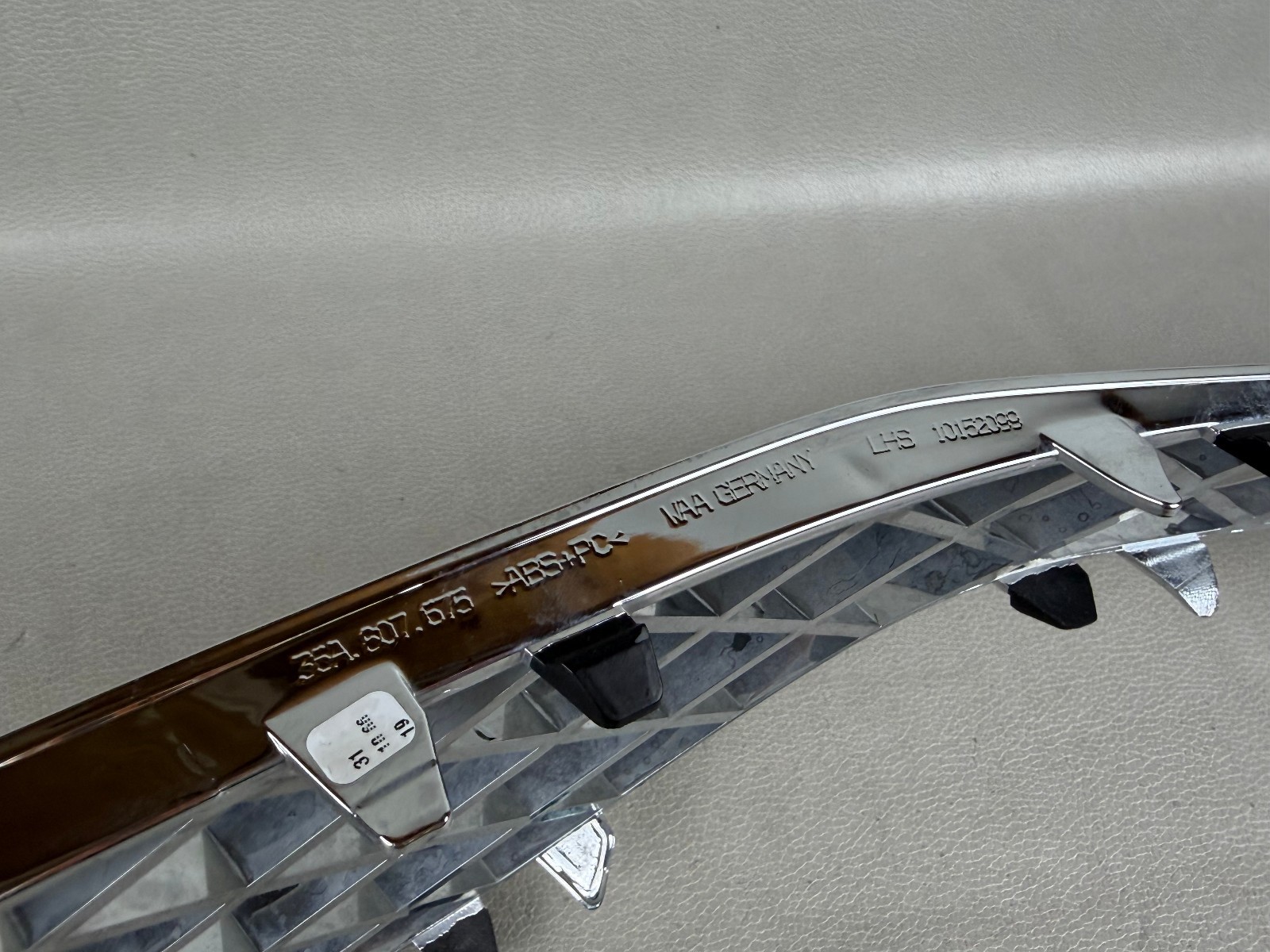 2017-2020 Bentley Bentayga Left Front Lower Side grille W/ Night Vision OEM
