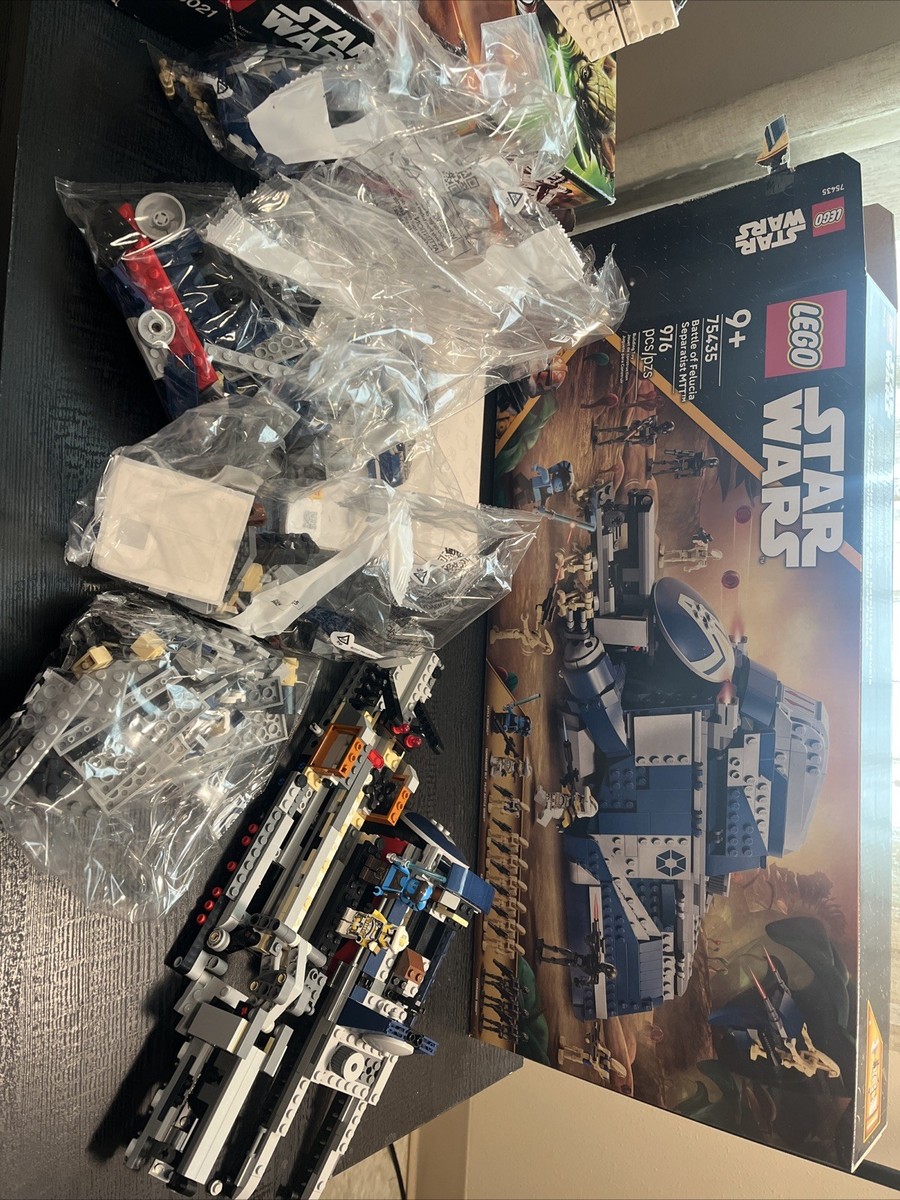 Lego Star Wars Set 75435 100% Complete With Minifigures , Manual
