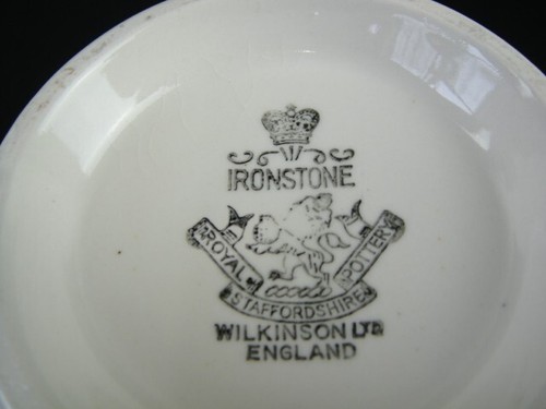 Juego antiguo de crema y barro Royal Staftfordshire cerámica de piedra de hierro de Inglaterra - Imagen 12 de 24