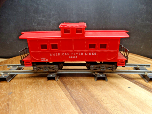 American Flyer S Gauge 33' American Flyer Lines Center Cupula Caboose