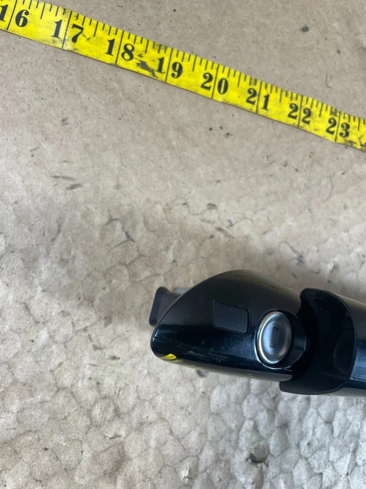 2006 - 2013 梅赛德斯奔驰 ML350 前左侧外门把手原始设备制造商。 — 第 2/4 张图片