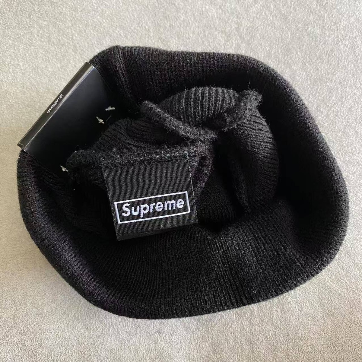 Supreme New Era Box Logo Beanie (FW21) Black band new 100 Supreme New Era Box Logo Beanie (FW21) Black band new 100