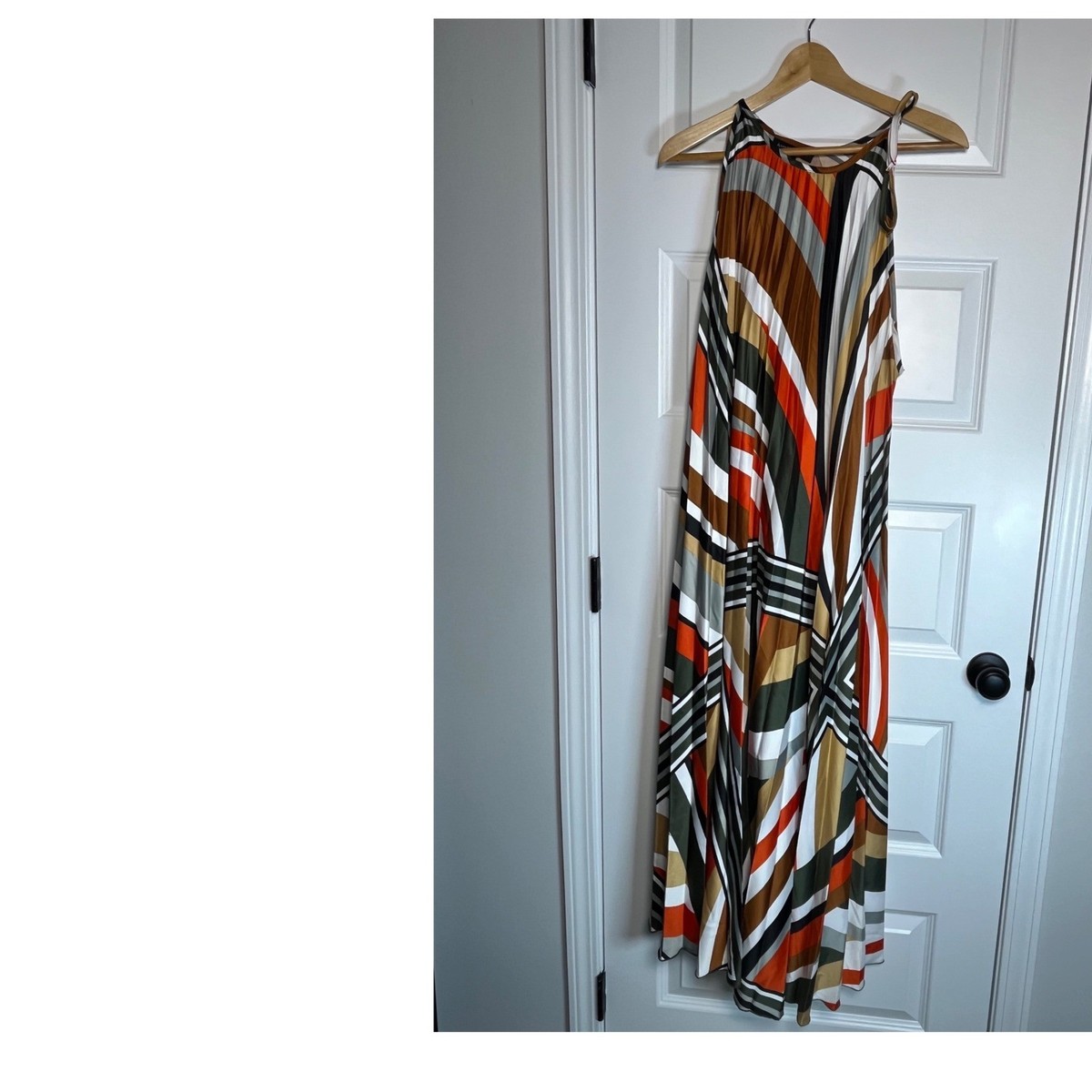 elliatt tilly tiered maxi dress in white Elliatt Tilly Tiered Maxi White Size 8 – lonedresshire