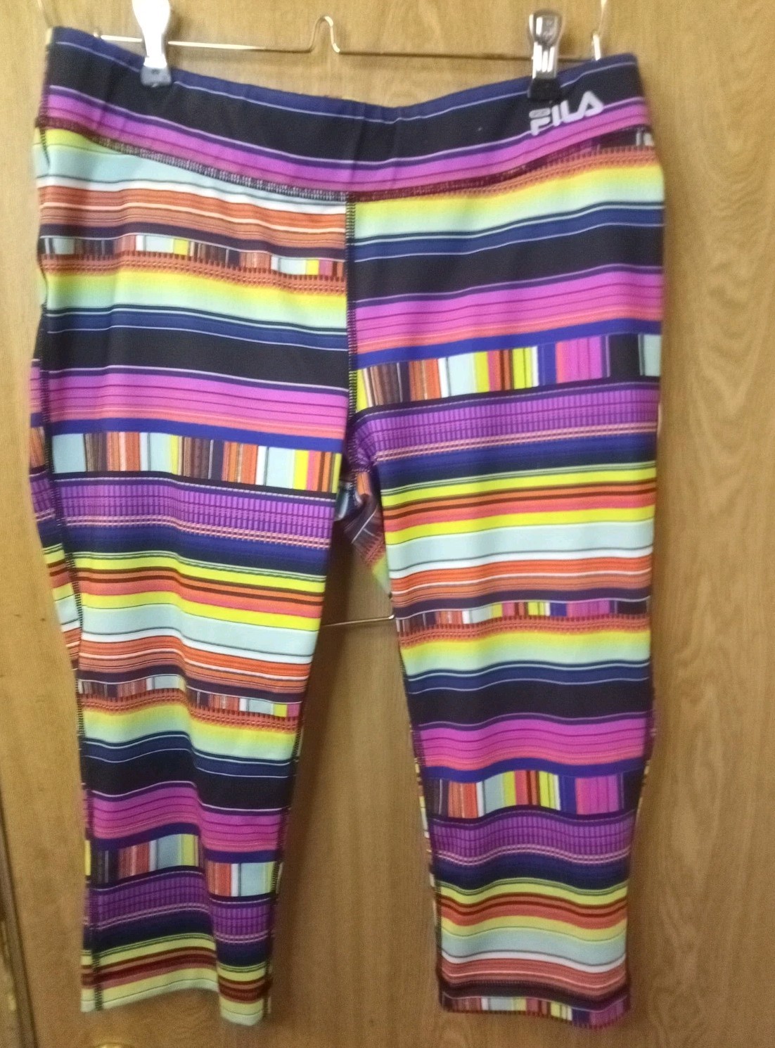 Pantalone sportivo Fila donna M run yoga capri legging attivo color block geometrico