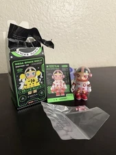 Pop Mart Mega Space Molly Series 2 Heartbeat Graphic Card