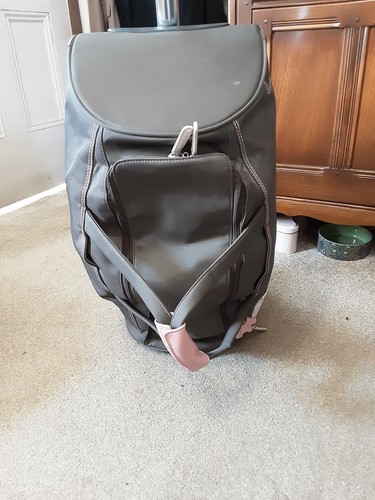 RADLEY Holdall on Wheels- Single Handle- Dark Grey /Pink- GC - Picture 2 of 15