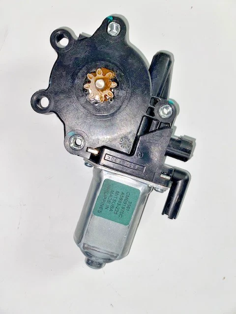 2004-2012 НОВЫЙ ПОДЛИННЫЙ OEM GM ПЕРЕДНЯЯ ПРАВАЯ СТОРОНА ПИТАНИЯ СТЕКЛОПОДЪЕМНИКА РЕГУЛЯТОР, P/N 19167712 - Изображение 2 из 4