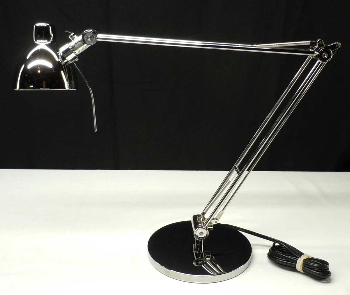 IKEA Antifoni アンティフォニー クローム フロアスタンドライト IKEA Antifoni Chrome Desk Work Lamp Adjustable Head Light