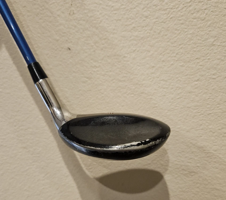 Founders Club 3 Híbrido 21° Derecha Flex Regular Varilla Grafito 39.5" Foto 4 de 4