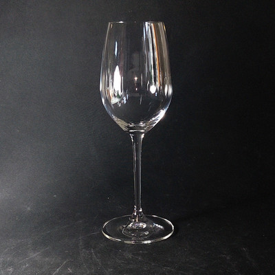 RIEDEL VINUM GRAND RIESLING GLASS, Lead Free Crystal, 9 1/4'', 20 Oz, AUSTRIA