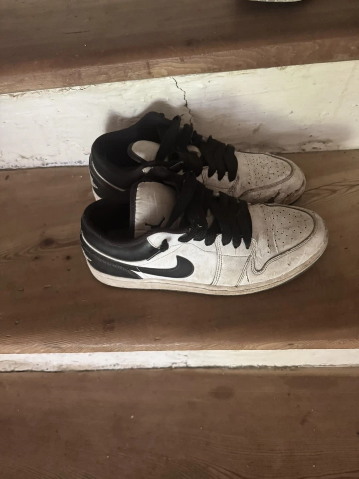 Nike Air Jordan 1 Low, foto 2 di 4