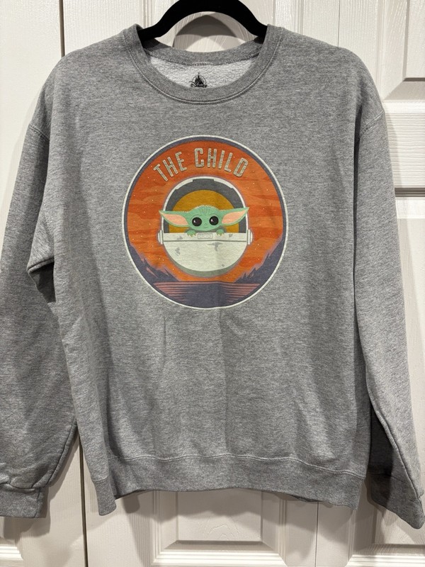 Disney Star Wars Sweatshirt Mens Medium M Baby Yoda The Child Gray Long Sleeve
