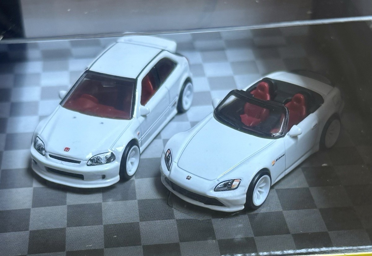 Hot Wheels 2025 Premium Collector Diorama Honda Set Civic Type-R