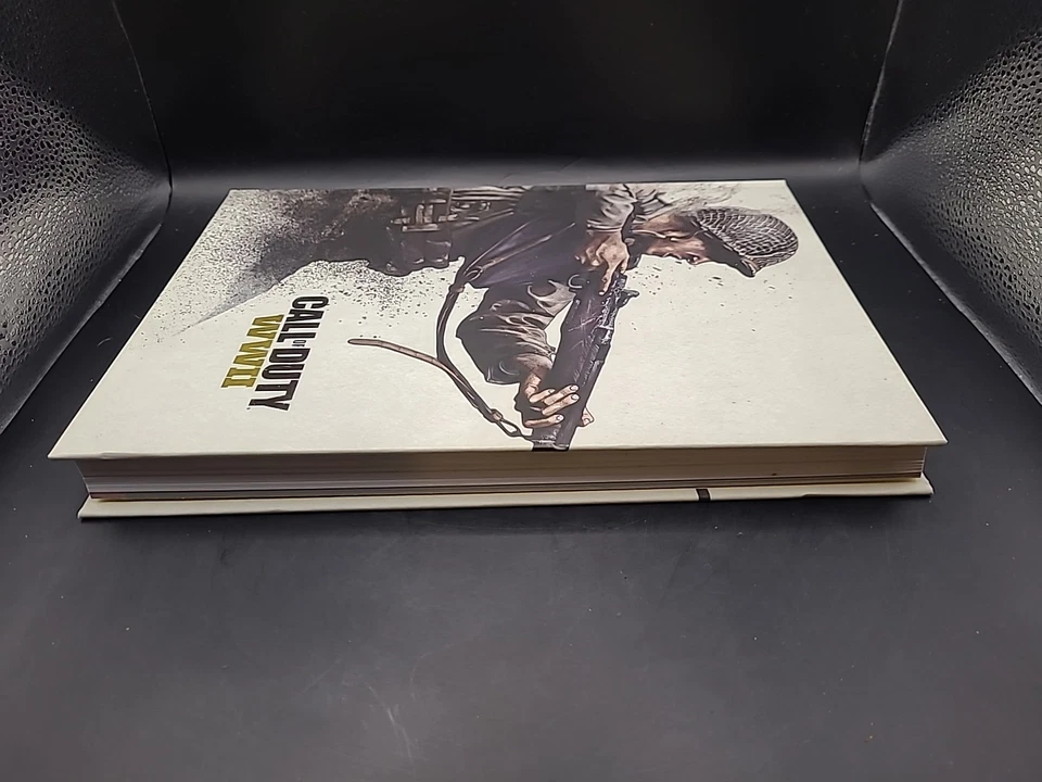 Call Of Duty WWII (2) Official Collector's Strategy Guide Hardback - Image 4 of 4