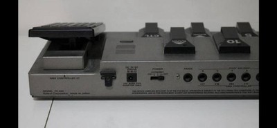 Roland FC-200 MIDI Foot Controller Switch Expression Pedal Musical