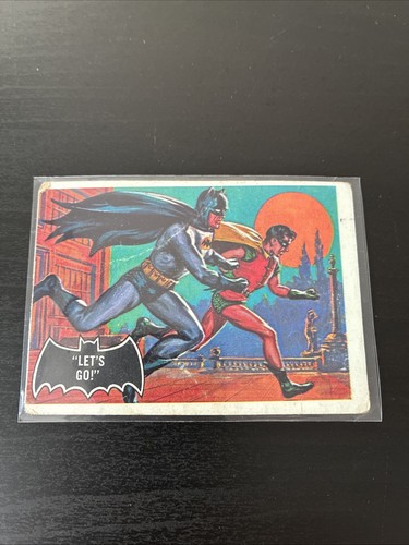 1966 Topps Batman #28 — Raw