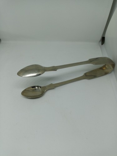 Vintage W.P. & Co Silverite Sugar Serving Tongs - Picture 3 of 4