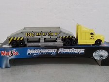 MAISTO. SEMI REMORQUE BENNE AMERICAIN BIG DUMP. EN BOITE ETAT NEUF 