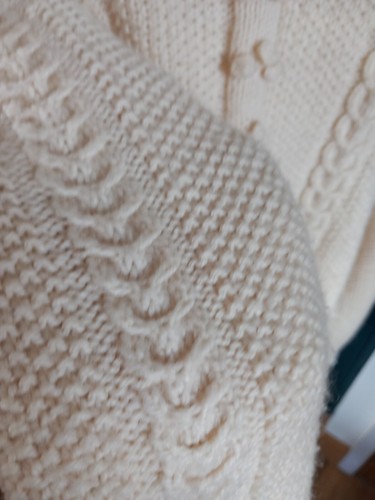 Vintage Hand Knitted Wool Chunky Cream Aran Bobble Knit Jumper Oversize M - Picture 12 of 12