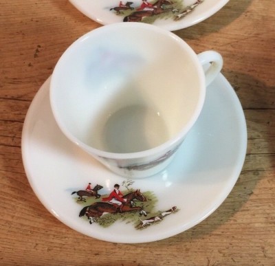 Pyrex ''TALLY HO - THE HUNT'' Tasse & Untertasse - separat erhältlich