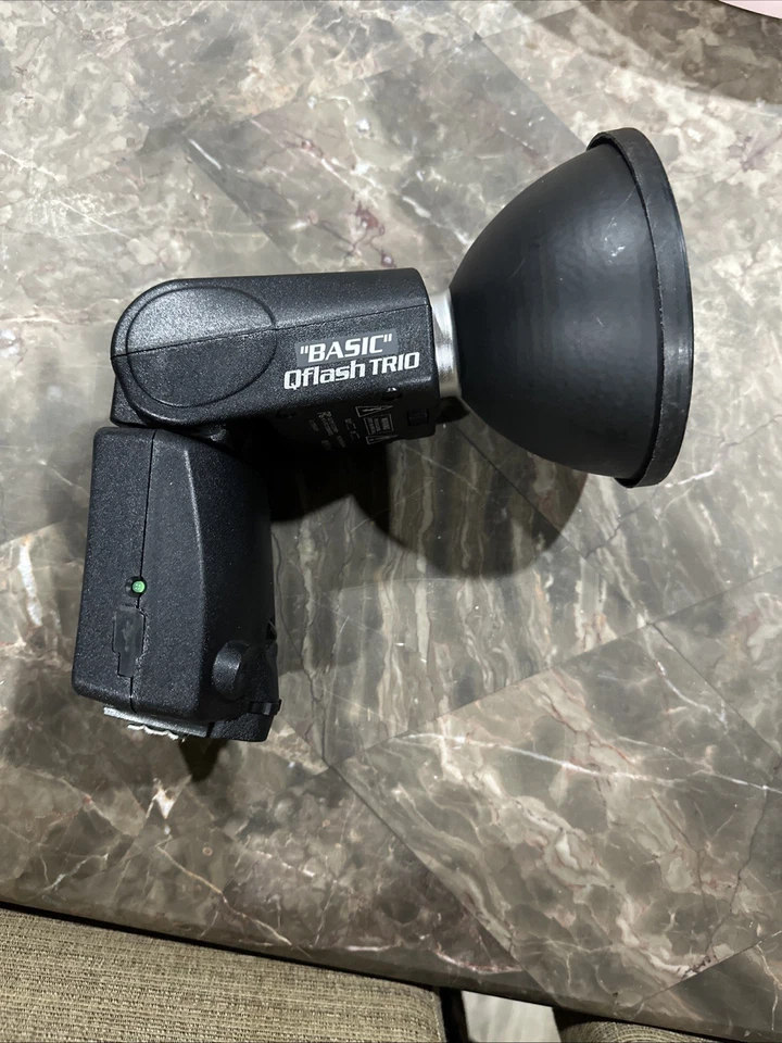 Flash básico Quantum Instruments Qflash Trio para cámaras Nikon Foto 2 de 4