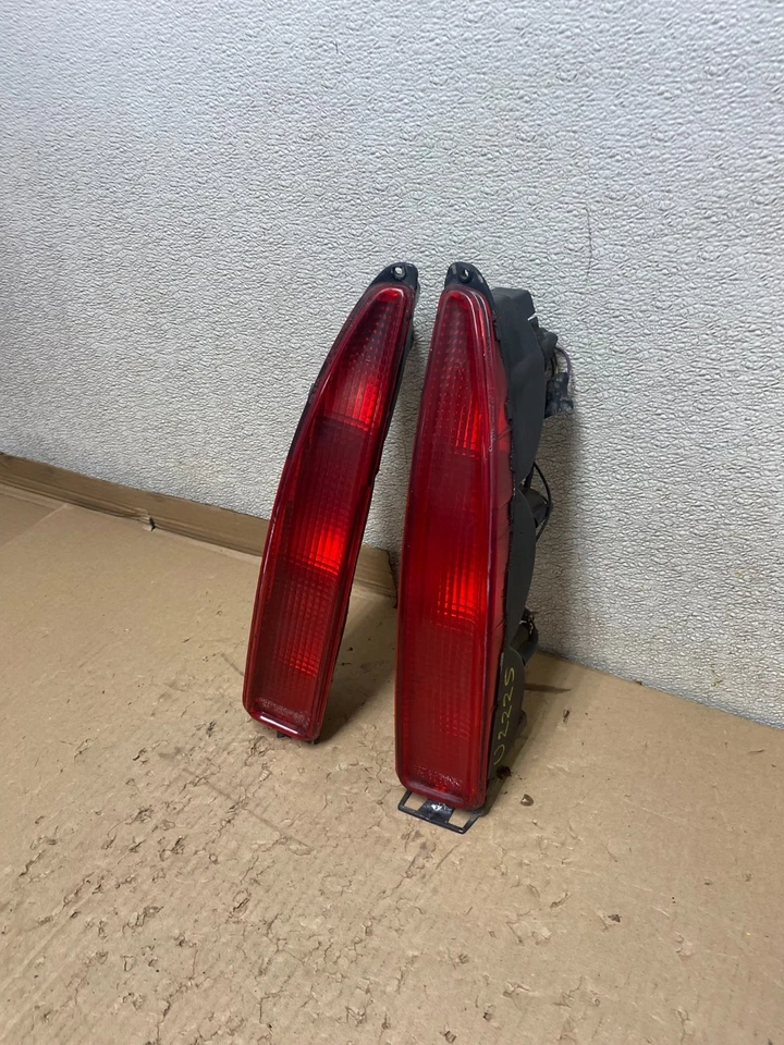 Juego de luces traseras laterales izquierda+derecha Cadillac Fleetwood 1993 a 1996 U2225 DG Foto 2 de 4