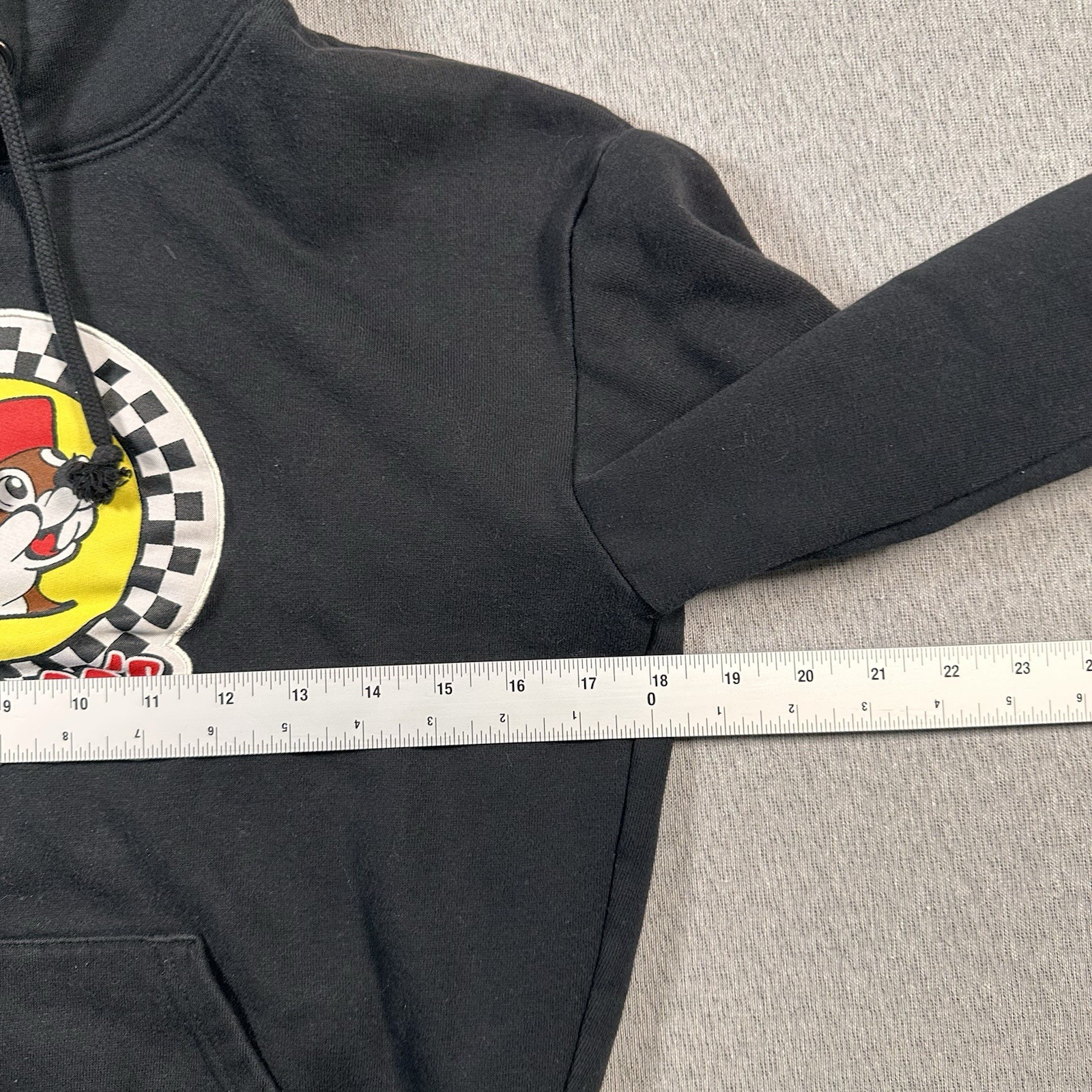 Buc-cee's Hoodie Youth Large Black Beaver Peace Sign Love Gas Station Pullover