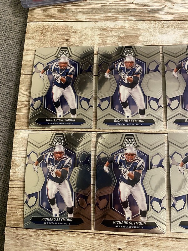 (10) 2024 Panini Mosaic #245 Richard Seymour Lot #2 New England Patriots