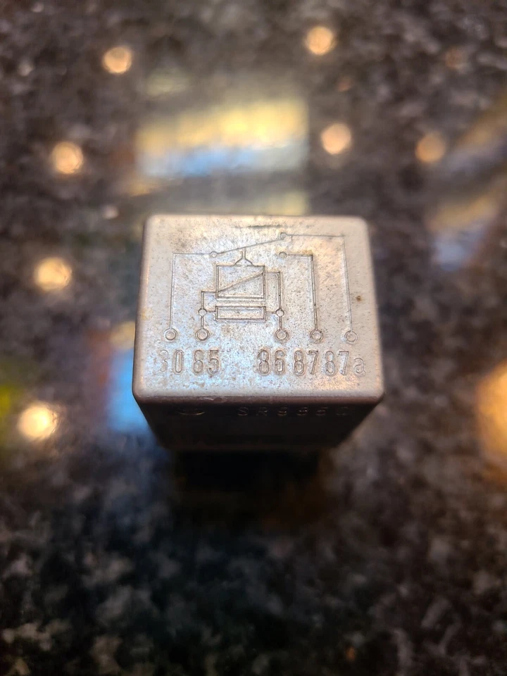 Relé multiusos Mercedes Benz 560SL 0015420219 OEM genuino probado para funcionar Foto 2 de 4