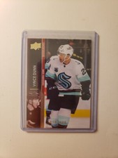 2021/22 Upper Deck Extended VINCE DUNN Base 