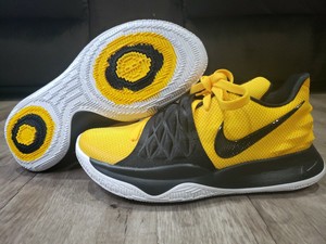 kyrie irving yellow shoes
