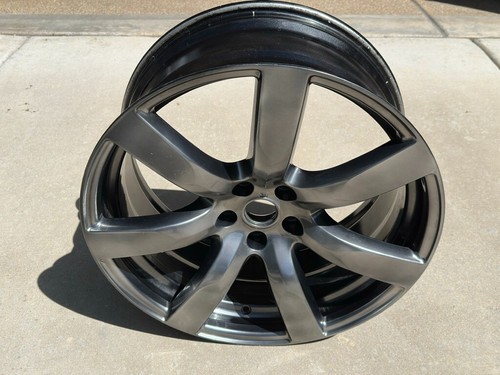 Nissan GT-R 2009–2011 Front Wheel Original having had only one tire mounted. - Picture 8 of 15