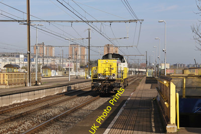 Foto SNCB Belgische Eisenbahn 6x4 Baureihe 77 7746 bei Antwerpen Luchtbal um 2023 P2