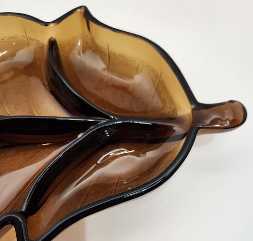 Vintage Amber Glass Leaf Divided Serving Dish 13" Mid Century Retro Leaf Tray - Picture 6 of 7