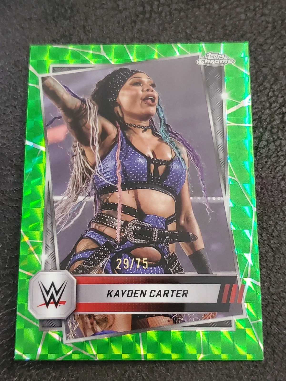 2025 Topps Chrome WWE Kayden Carter Neon Green Geometric Refractor /75
