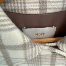 Jigot Cape Jacket Size 55 High-end Stylish Outerwear