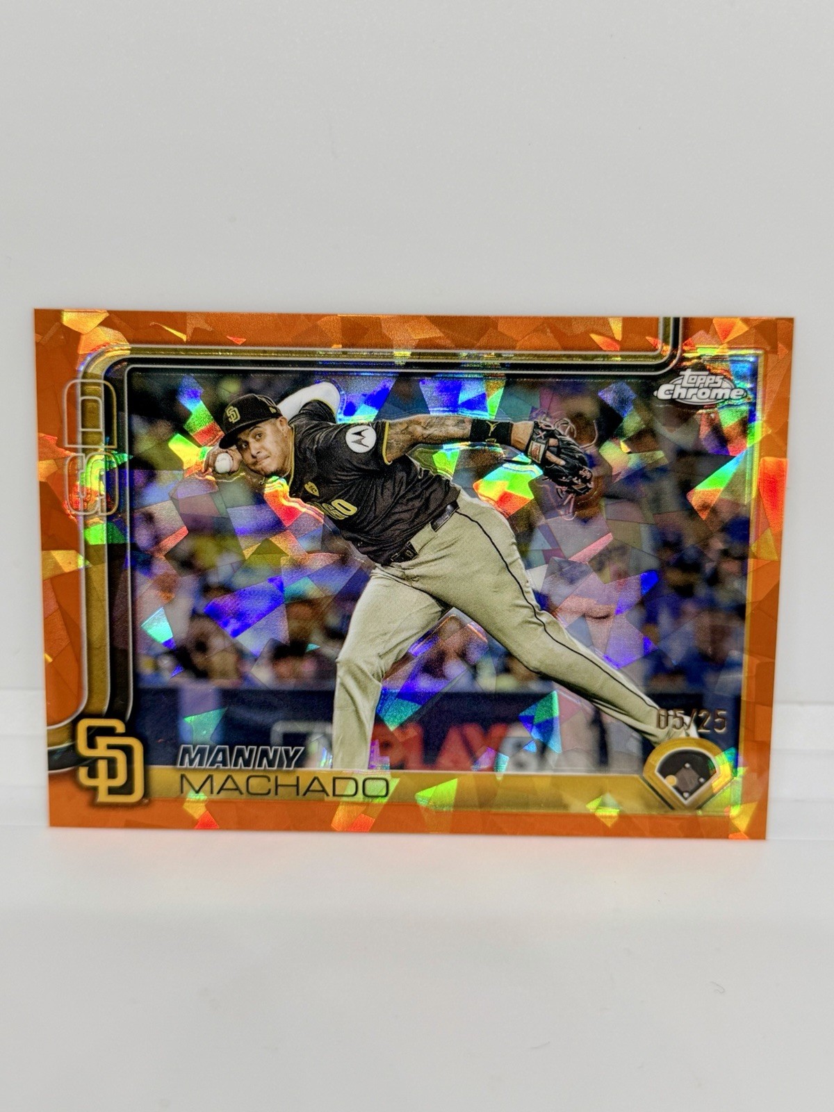 2025 Topps Chrome Sapphire MANNY MACHADO Orange Image Variation /25 Padres #53