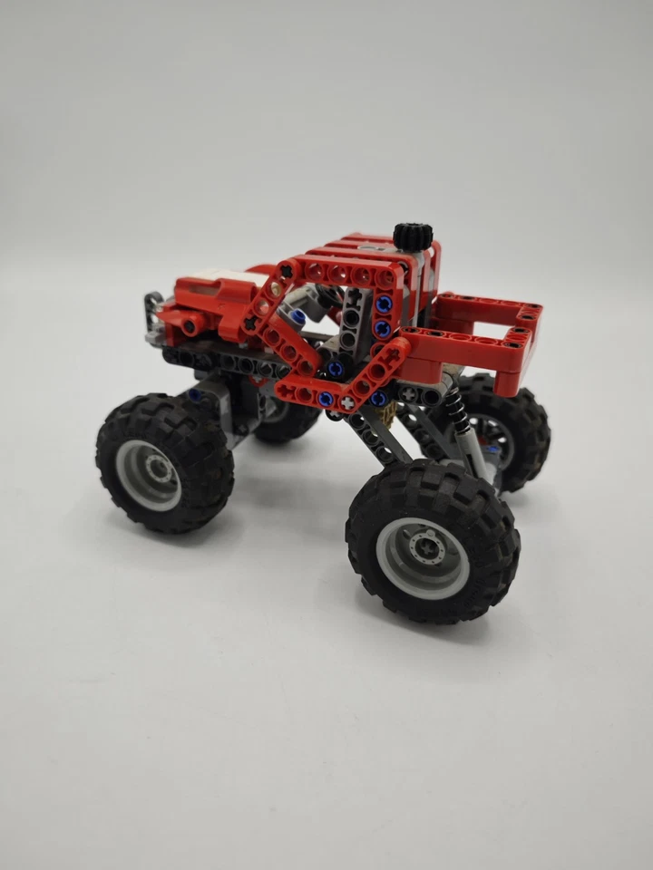 LEGO Technic 8261 Rally Truck Instruction Manual Only 2009 Genuine Original, photo 2 of 5