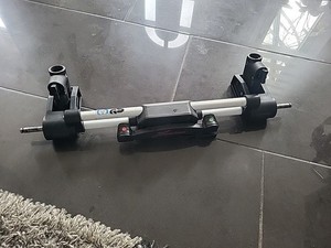 Hinterachse Hartan- Racer Mit Trittbremsfunktion In Weiß.