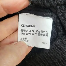 XERObnr Black V-Neck Knit Sweater - Size L