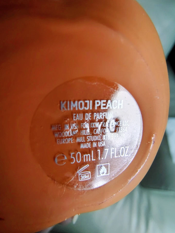 KKW Fragrance Kimoji Peach Eau de Parfum Spray, 1.7 oz/50 Ml - Image 4 of 4