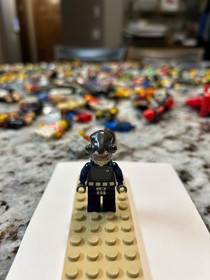 LEGO Star Wars Admiral Raddus Minifigure SW0816 Rogue One